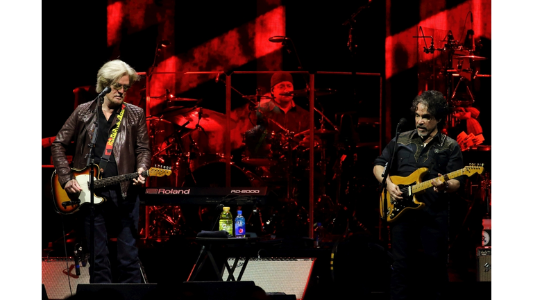 Hall And Oates with Train