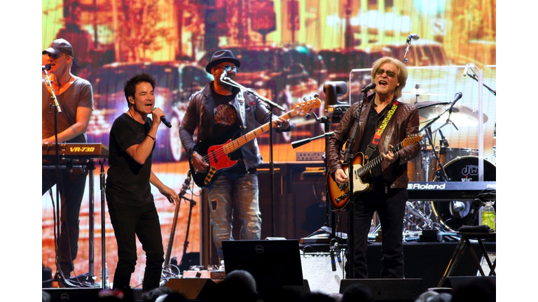 Hall And Oates with Train