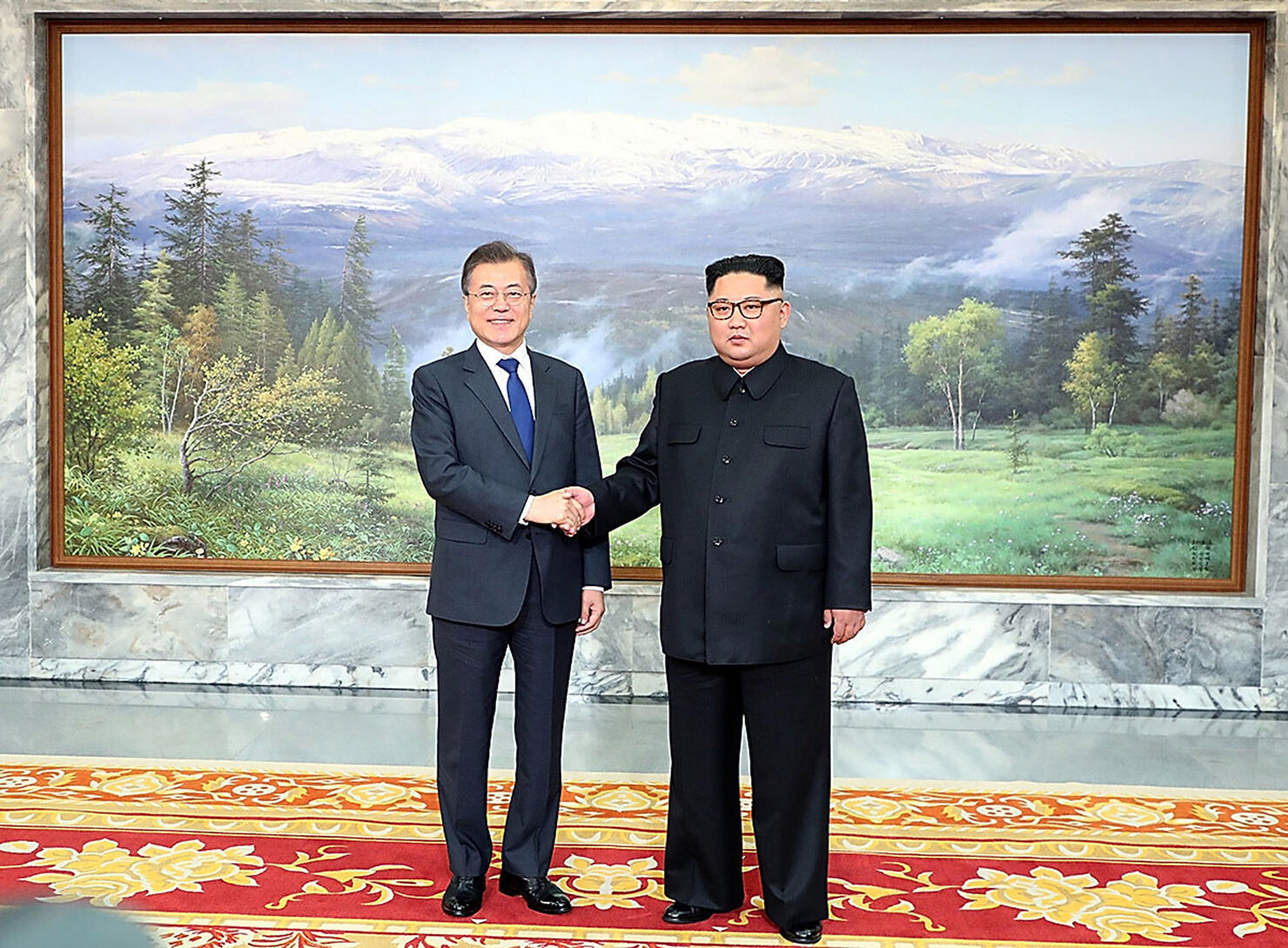 North and South Korean leaders meet to discuss possible summit with U.S.