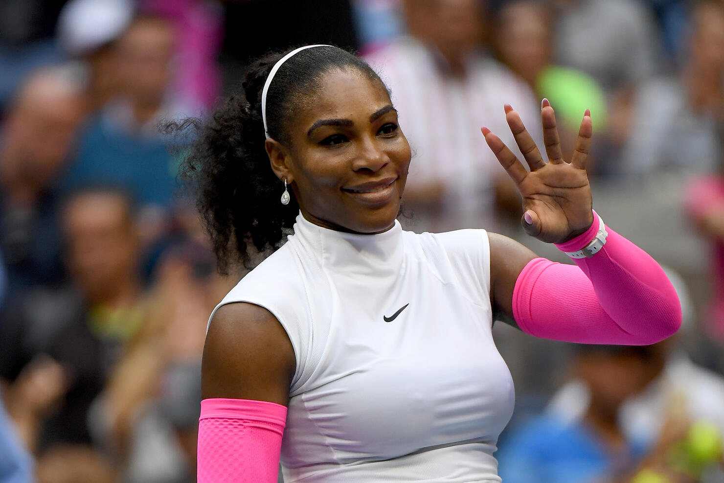 Serena Williams Shuts Down Sexist Interview Question From Reporter Iheart 8973