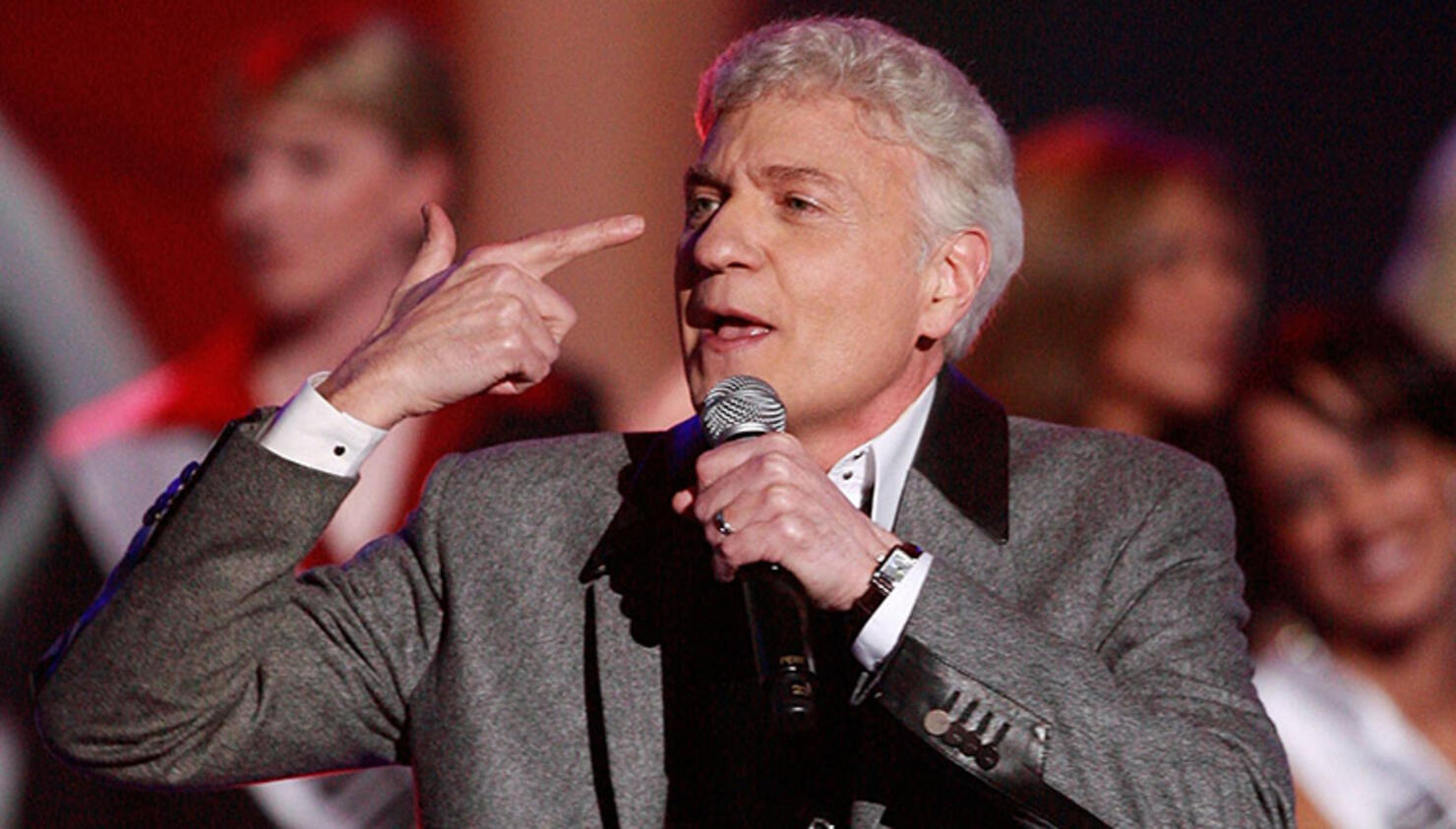 Dennis DeYoung Says Styx Hurt Legacy By Kicking Him Out, Shunning "Mr. Roboto"