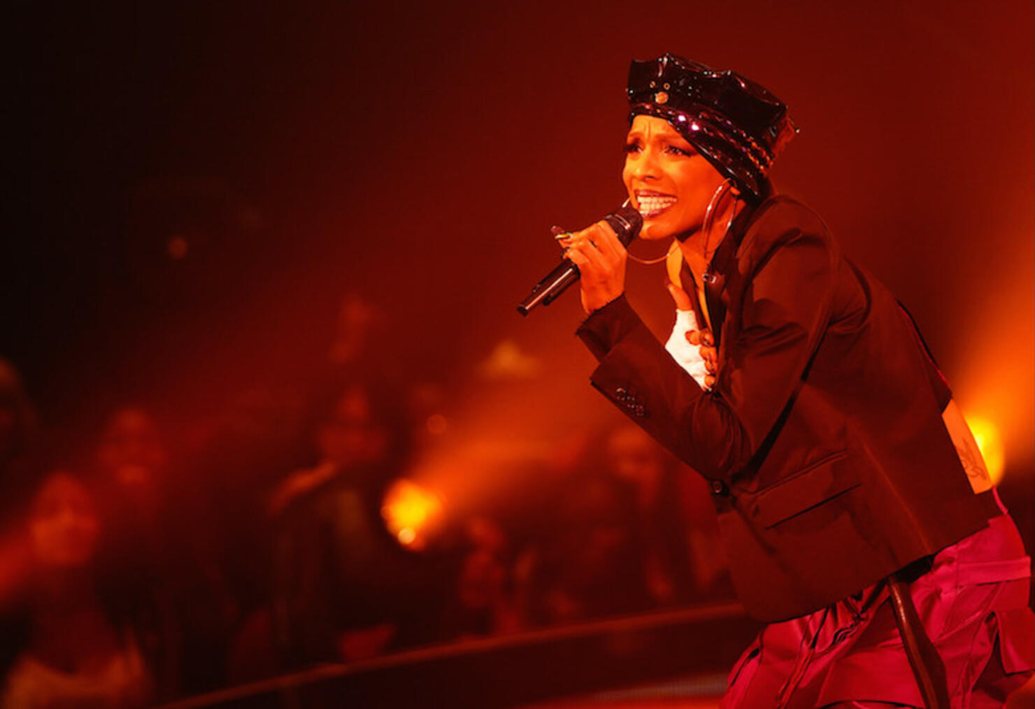 Sharaya J performs on The Four Season 2