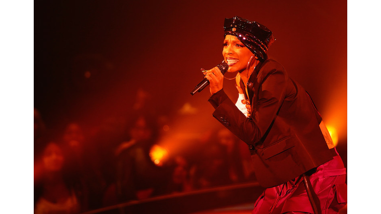 Sharaya J performs on The Four Season 2
