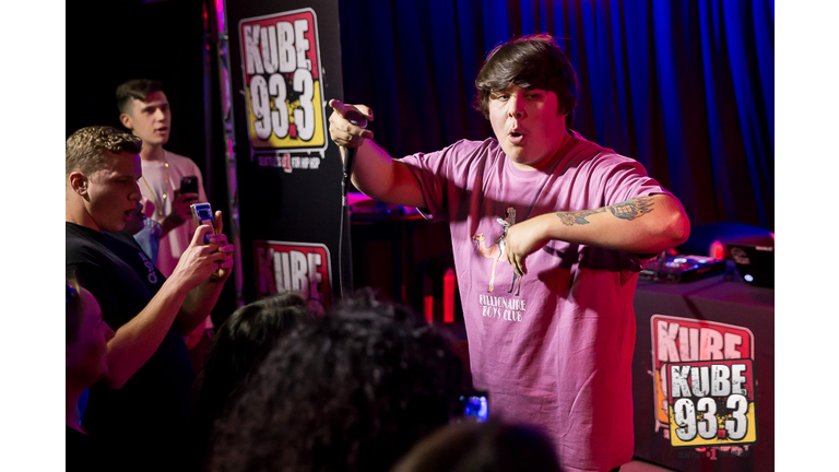 Travis Thompson in the AT&T Thanks Sound Studio at KUBE 93.3