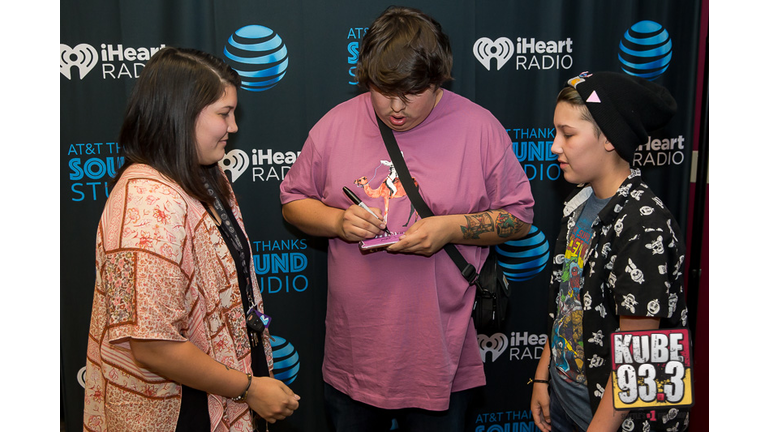 Meet and Greet Photos with Travis Thompson in the AT&T Thanks Sound Studio at KUBE 93.3.