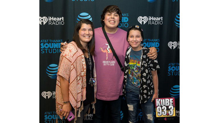 Meet and Greet Photos with Travis Thompson in the AT&T Thanks Sound Studio at KUBE 93.3.