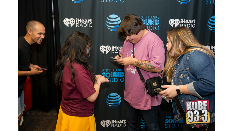 Meet and Greet Photos with Travis Thompson in the AT&T Thanks Sound Studio at KUBE 93.3.