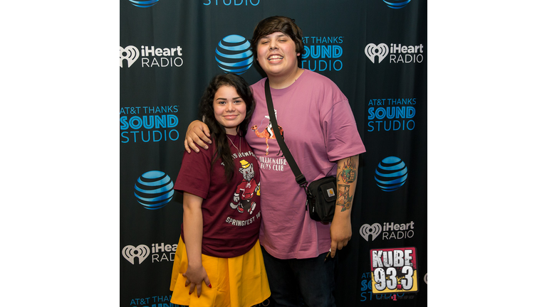 Meet and Greet Photos with Travis Thompson in the AT&T Thanks Sound Studio at KUBE 93.3.