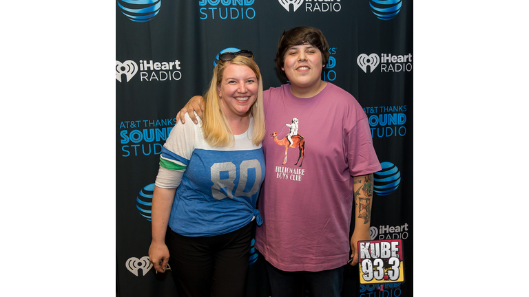 Meet and Greet Photos with Travis Thompson in the AT&T Thanks Sound Studio at KUBE 93.3.