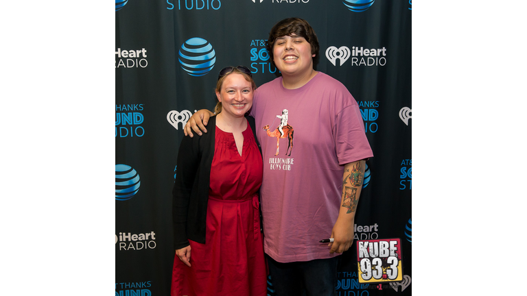 Meet and Greet Photos with Travis Thompson in the AT&T Thanks Sound Studio at KUBE 93.3.
