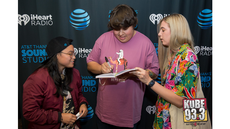 Meet and Greet Photos with Travis Thompson in the AT&T Thanks Sound Studio at KUBE 93.3.