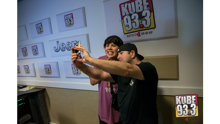 Meet and Greet Photos with Travis Thompson in the AT&T Thanks Sound Studio at KUBE 93.3.