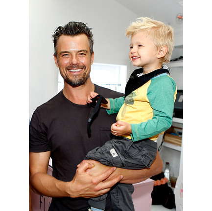 Sexiest Dads in Hollywood- Josh Duhamel