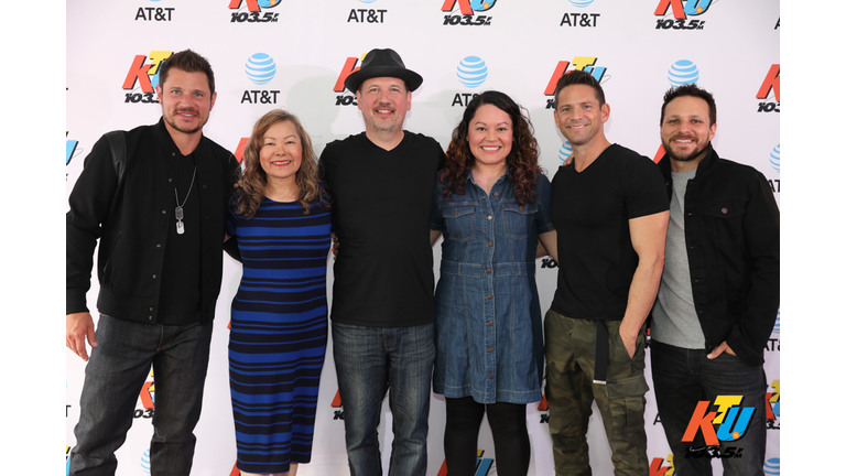 PHOTOS: 98 Degrees Meet Fans Backstage at KTUphoria