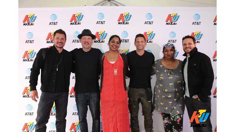 PHOTOS: 98 Degrees Meet Fans Backstage at KTUphoria