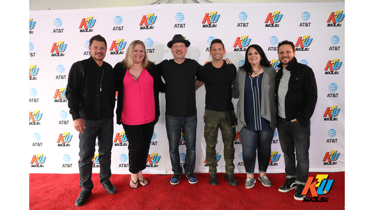 PHOTOS: 98 Degrees Meet Fans Backstage at KTUphoria