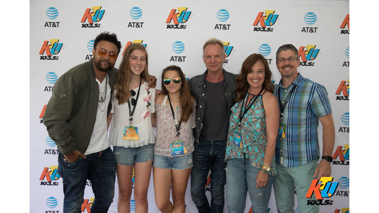 PHOTOS: Sting & Shaggy Meet Fans Backstage at KTUphoria