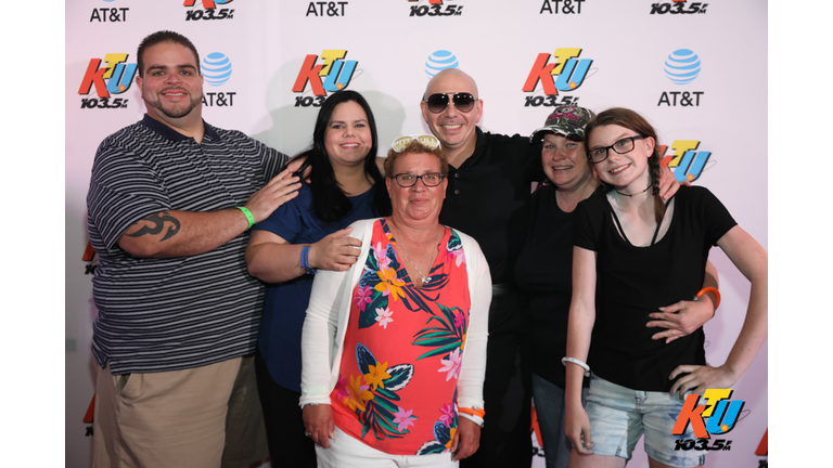 PHOTOS: Pitbull Meets Fans Backstage at KTUphoria