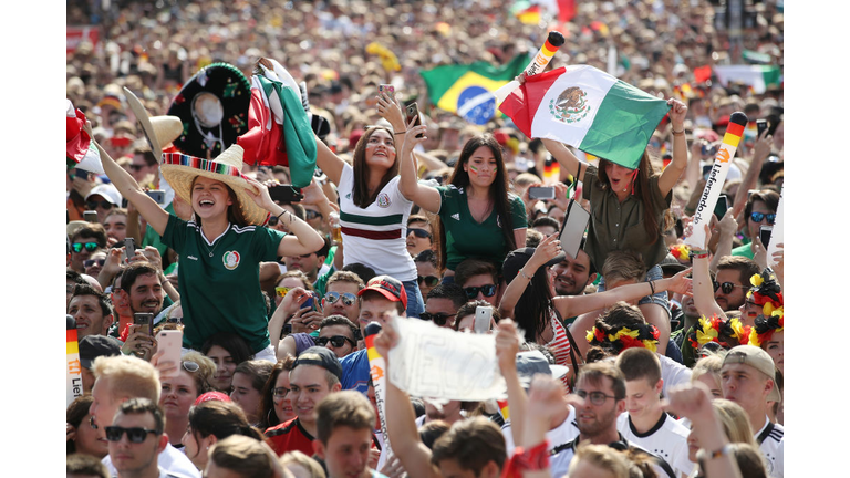 Mexico crowd