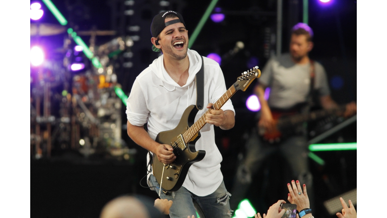 Kenny Chesney at Mapfre Stadium