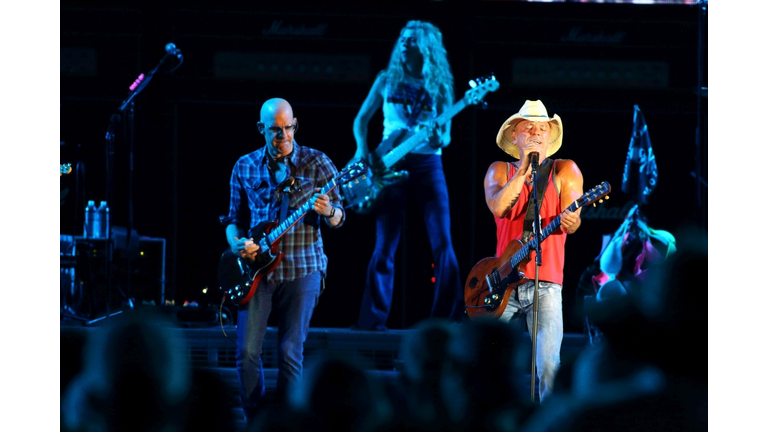 Kenny Chesney at Mapfre Stadium