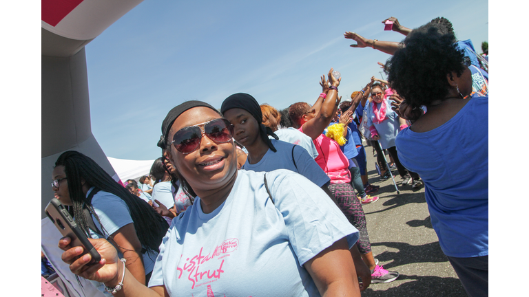 2018 Cracker Barrel Sista Strut Philadelphia Finish Line Pics - Part Three