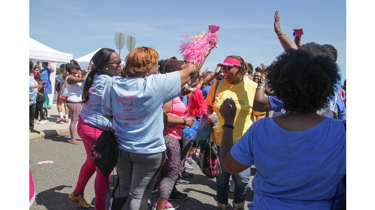 2018 Cracker Barrel Sista Strut Philadelphia Finish Line Pics - Part Three