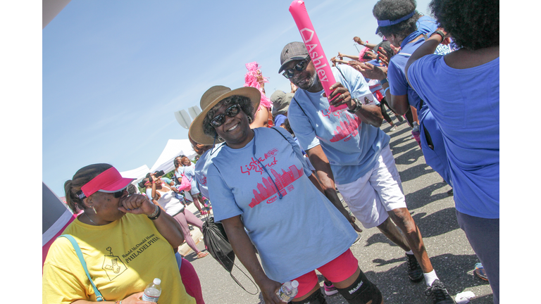 2018 Cracker Barrel Sista Strut Philadelphia Finish Line Pics - Part Three