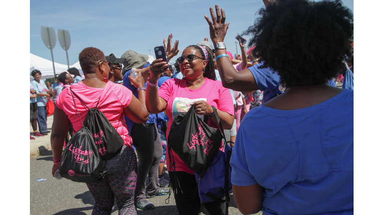 2018 Cracker Barrel Sista Strut Philadelphia Finish Line Pics - Part Three