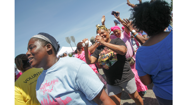 2018 Cracker Barrel Sista Strut Philadelphia Finish Line Pics - Part Three