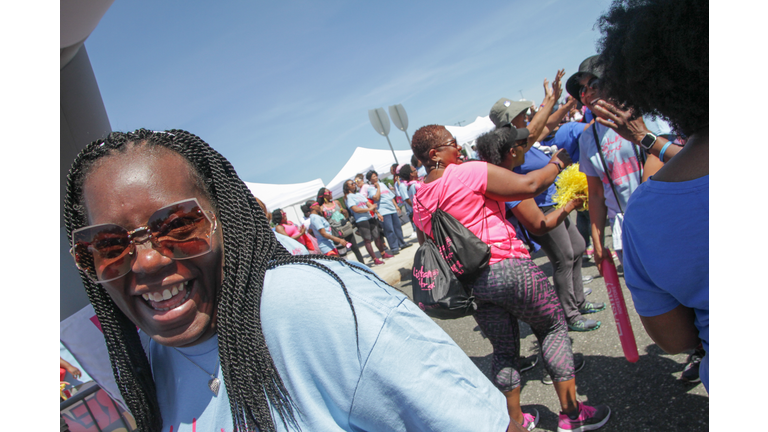 2018 Cracker Barrel Sista Strut Philadelphia Finish Line Pics - Part Three