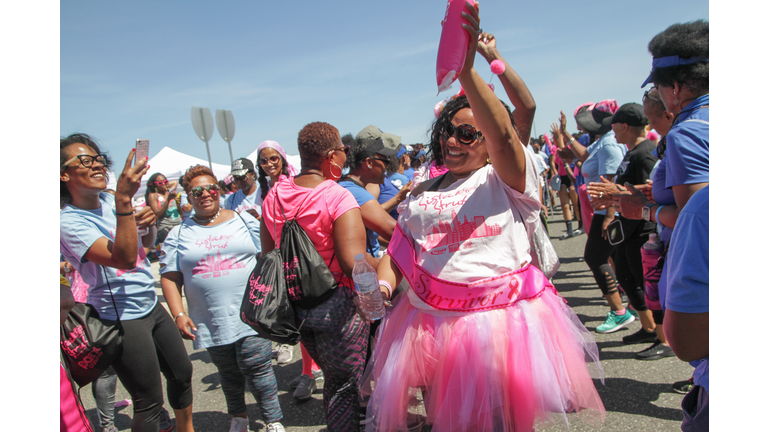 2018 Cracker Barrel Sista Strut Philadelphia Finish Line Pics - Part Three