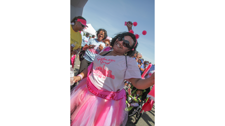 2018 Cracker Barrel Sista Strut Philadelphia Finish Line Pics - Part Three