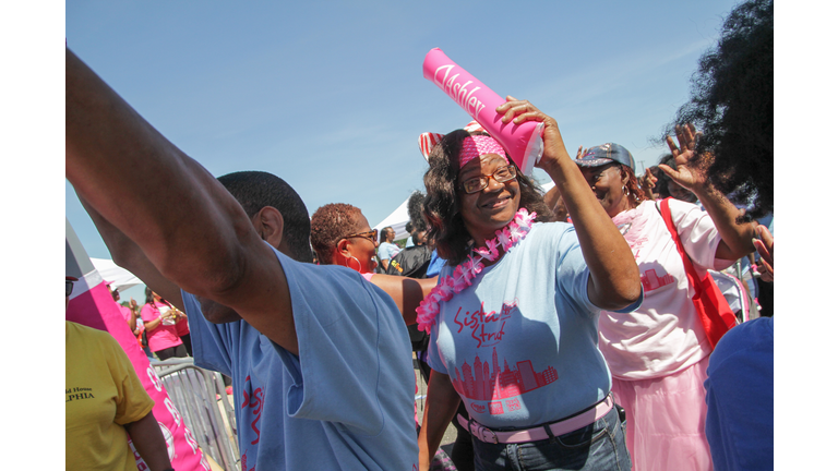 2018 Cracker Barrel Sista Strut Philadelphia Finish Line Pics - Part Three