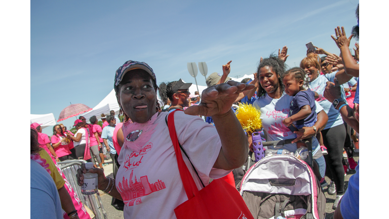 2018 Cracker Barrel Sista Strut Philadelphia Finish Line Pics - Part Three