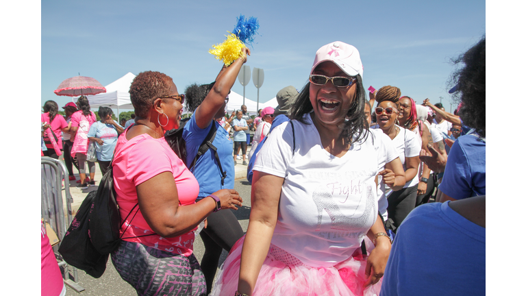 2018 Cracker Barrel Sista Strut Philadelphia Finish Line Pics - Part Three