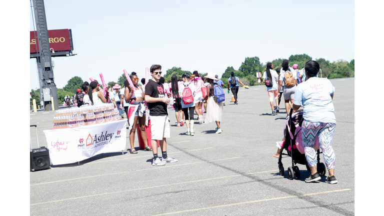 Along the course at our 2018 Cracker Barrel Sista Strut