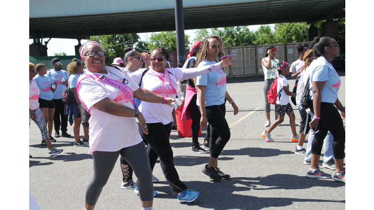 Along the course at our 2018 Cracker Barrel Sista Strut