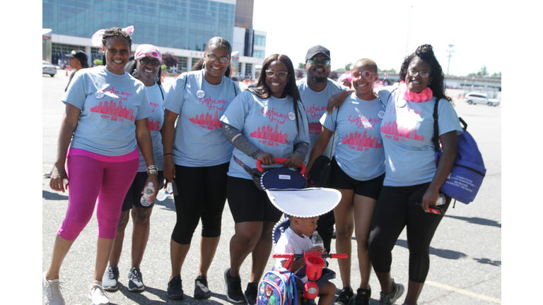 Along the course at our 2018 Cracker Barrel Sista Strut