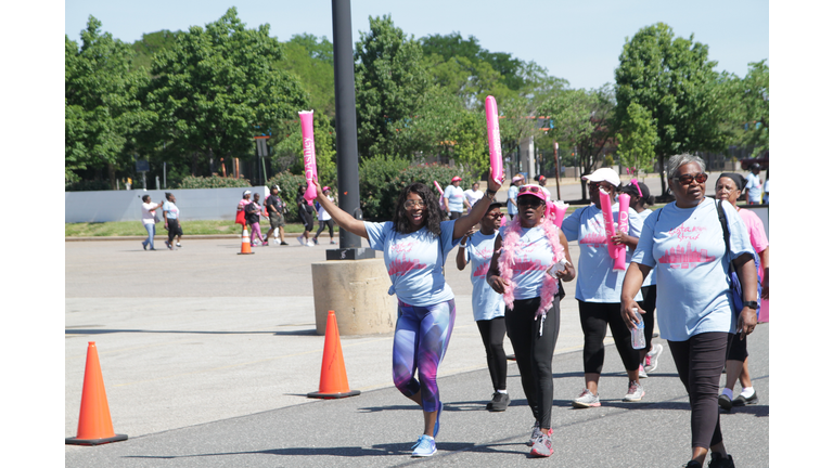 Along the course at our 2018 Cracker Barrel Sista Strut