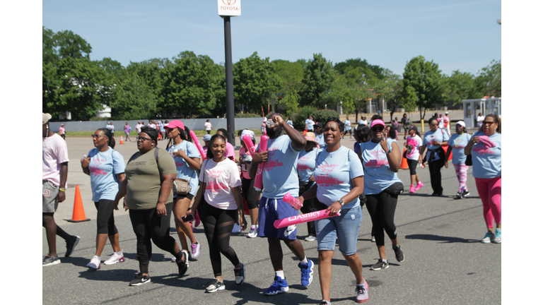 Along the course at our 2018 Cracker Barrel Sista Strut