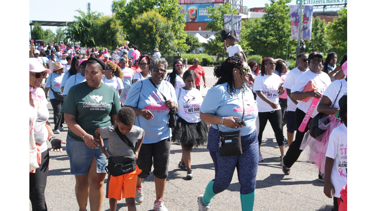 Along the course at our 2018 Cracker Barrel Sista Strut