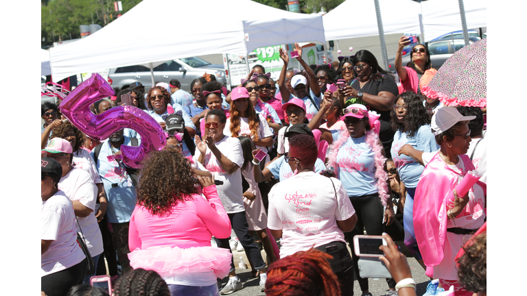 Sista Circle at our 2018 Cracker Barrel Sista Strut