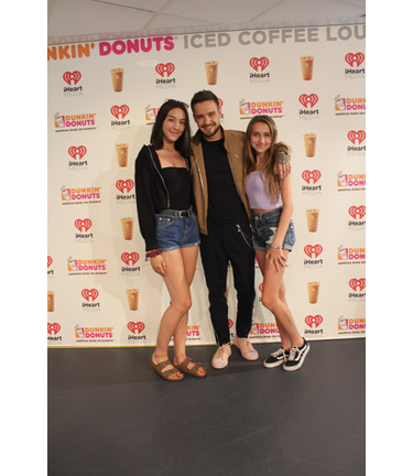 Liam Payne Meets Fans in our #DDICL