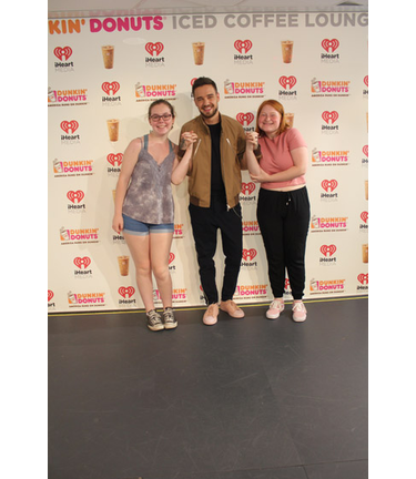 Liam Payne Meets Fans in our #DDICL