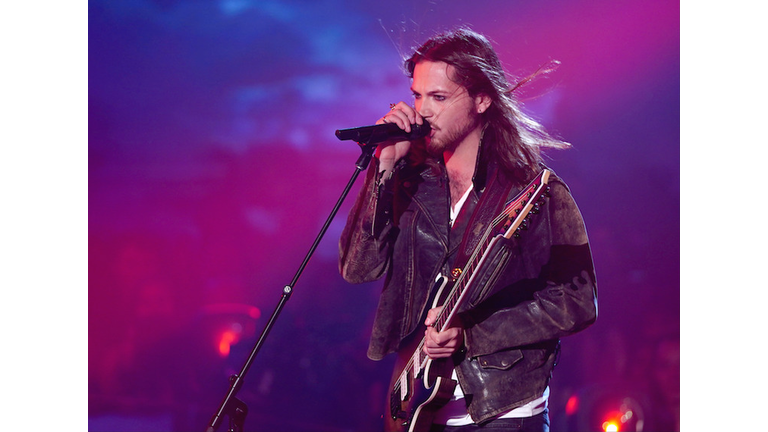 Jesse Kramer performs on "The Four"