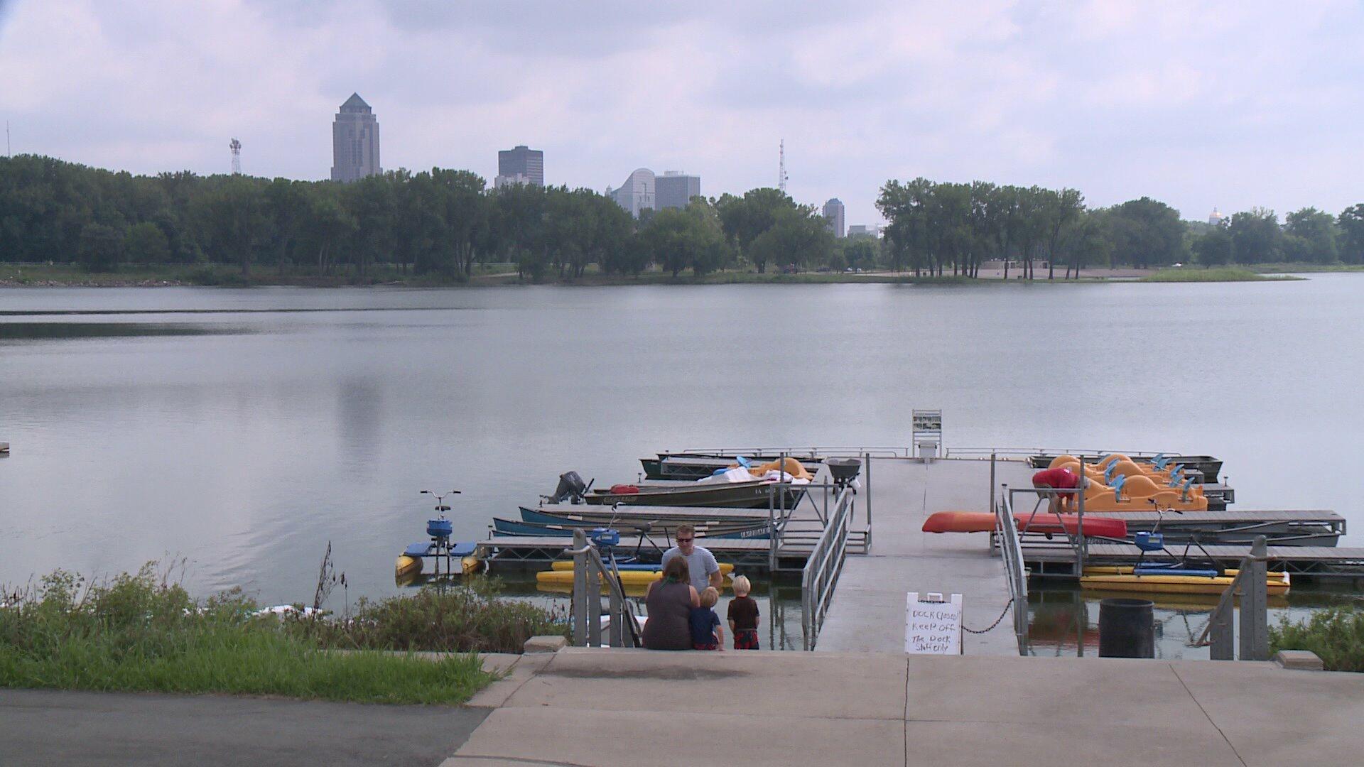 6-year-old drowns at Gray's Lake in Des Moines - Thumbnail Image