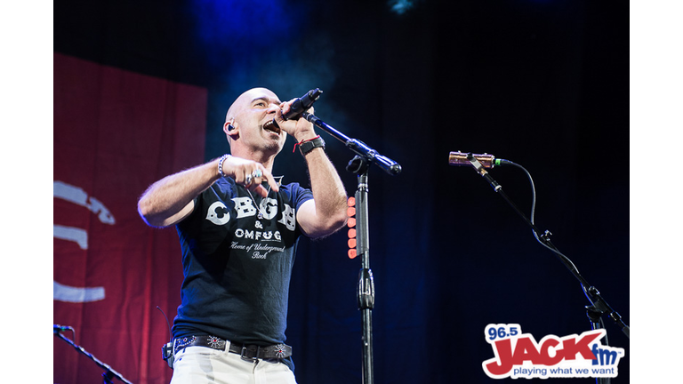 Counting Crows at White River Amphitheatre with Live