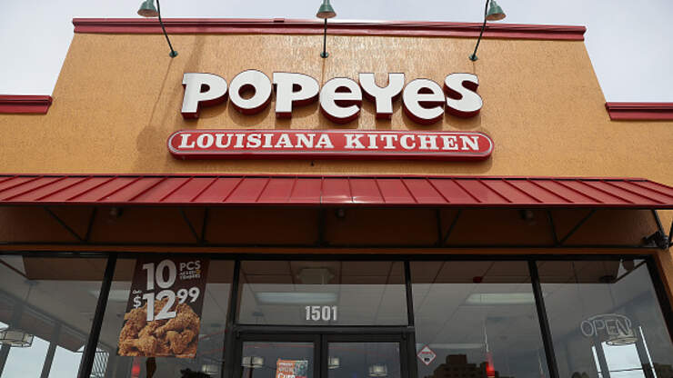 Popeye's Selling Chicken For $0.24 This Friday | iHeart80s @ 103.7 ...