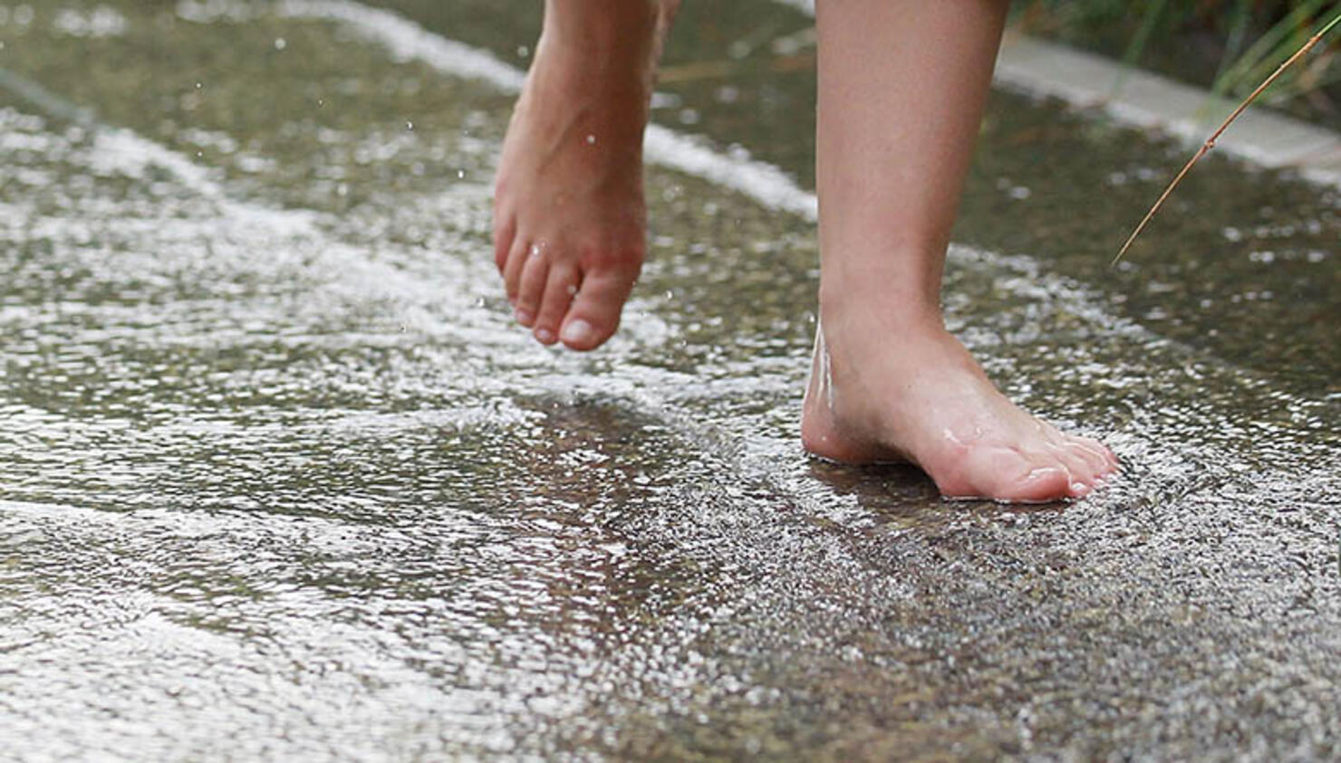 Naked Pedestrian Shrugs, Says "It's very hot"